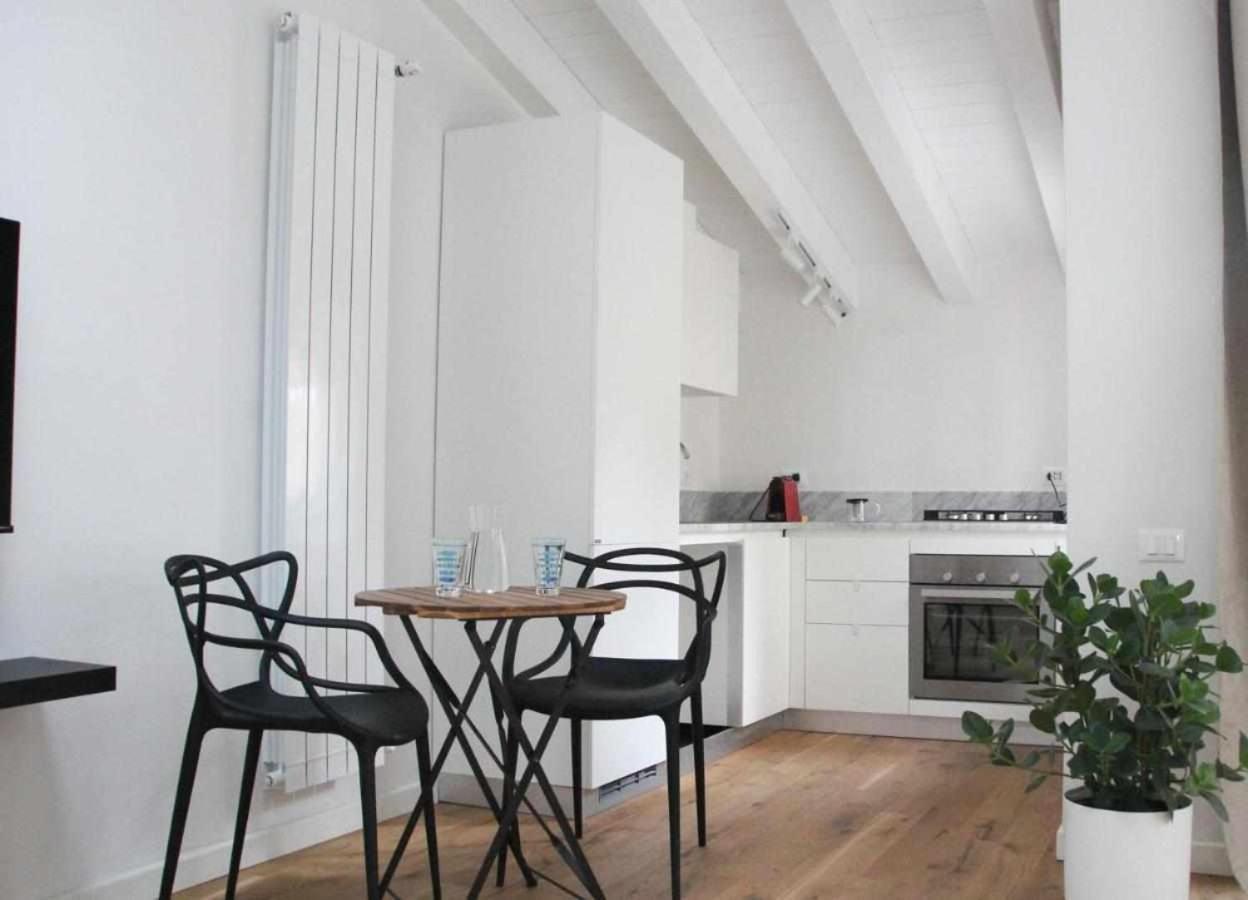 Waterfront Balcony I Grani 4 Resort Style Suite Livorno Exterior foto