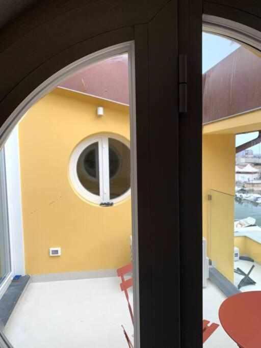 Waterfront Balcony I Grani 4 Resort Style Suite Livorno Exterior foto